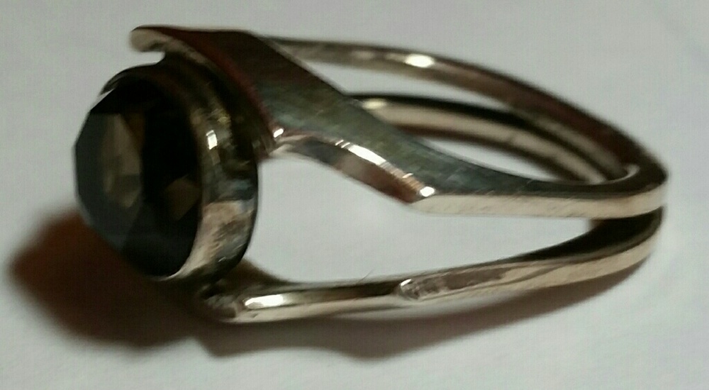 STERLING & TOPAZ RING - Picture 2 of 4